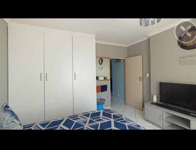 3 BEDROOM FLAT FOR SALE IN ARCADIA